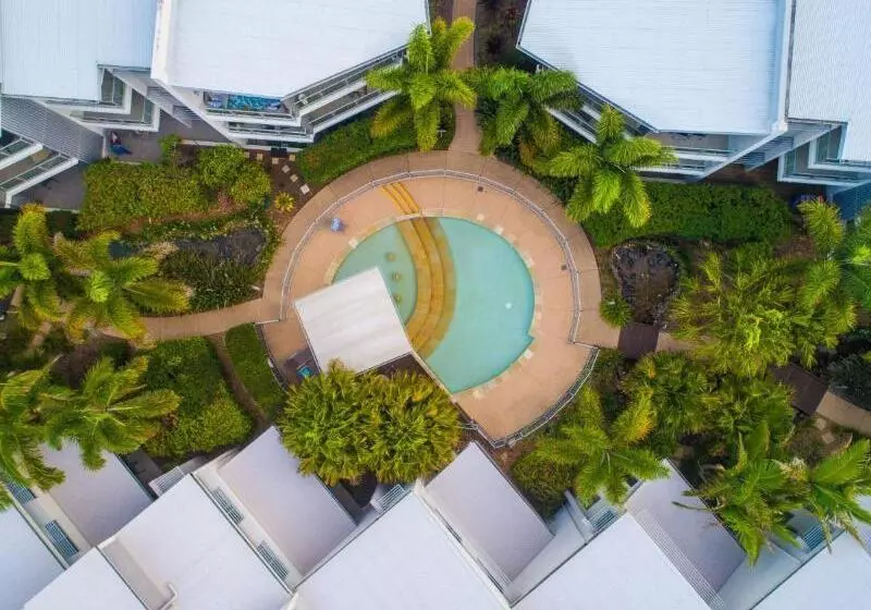 ホテル Coolum At The Beach