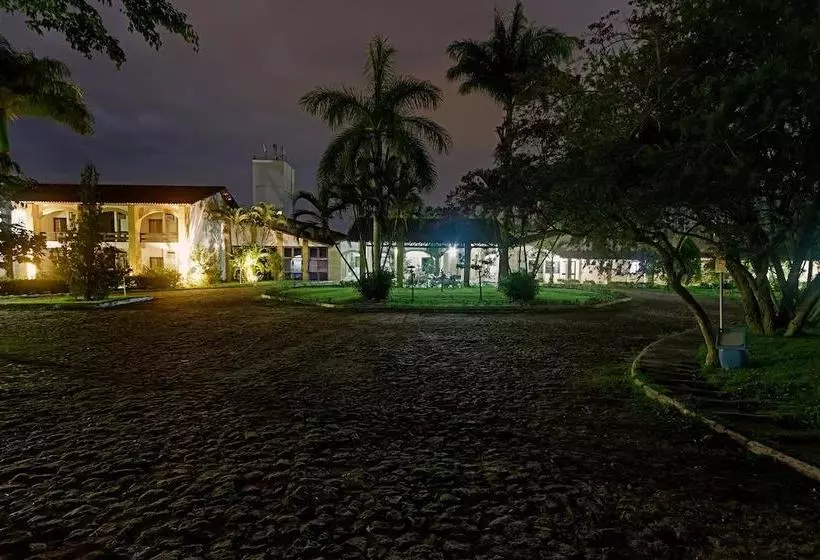 Отель Flamboyant  & Convention