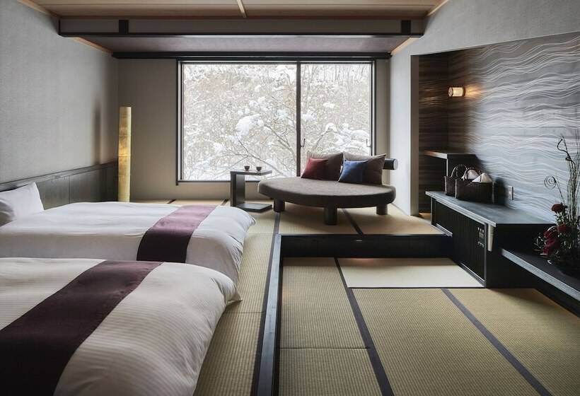 בית מלון כפרי Hoshino Resorts Oirase Keiryu