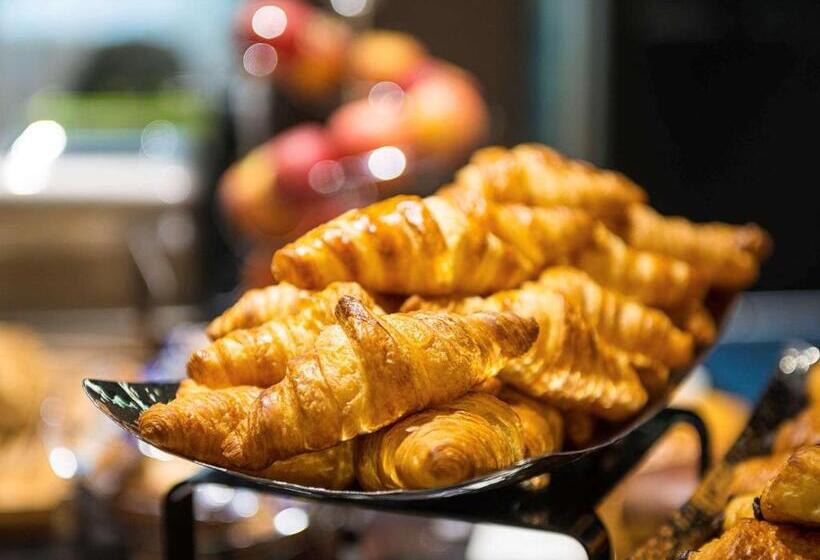 هتل Ibis Styles Kuala Lumpur Fraser Business Park