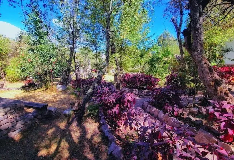 هتل Logde Casa De Campo & Retreat Center