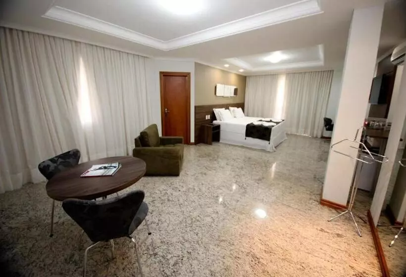 Отель Mavil Plaza