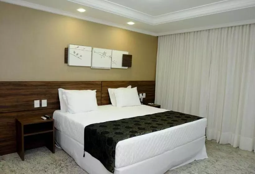 Отель Mavil Plaza