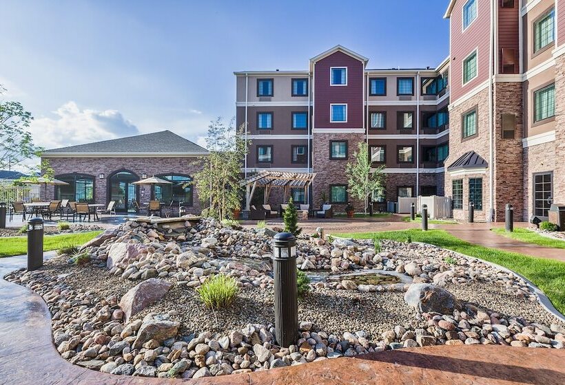 هتل Staybridge Suites Bismarck, An Ihg