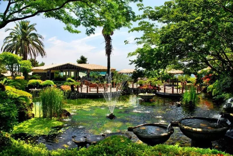 호텔 The Seaes & Resort