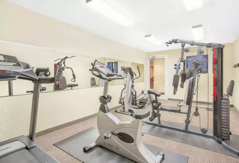 Microtel Inn & Suites Beckley East