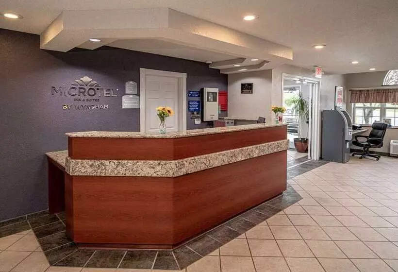 Microtel Inn & Suites Beckley East