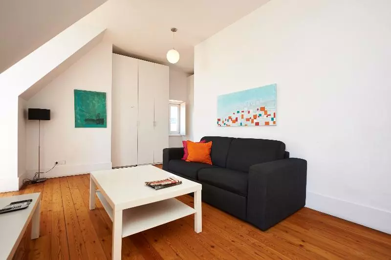 Hello Lisbon Conde Barão Apartments