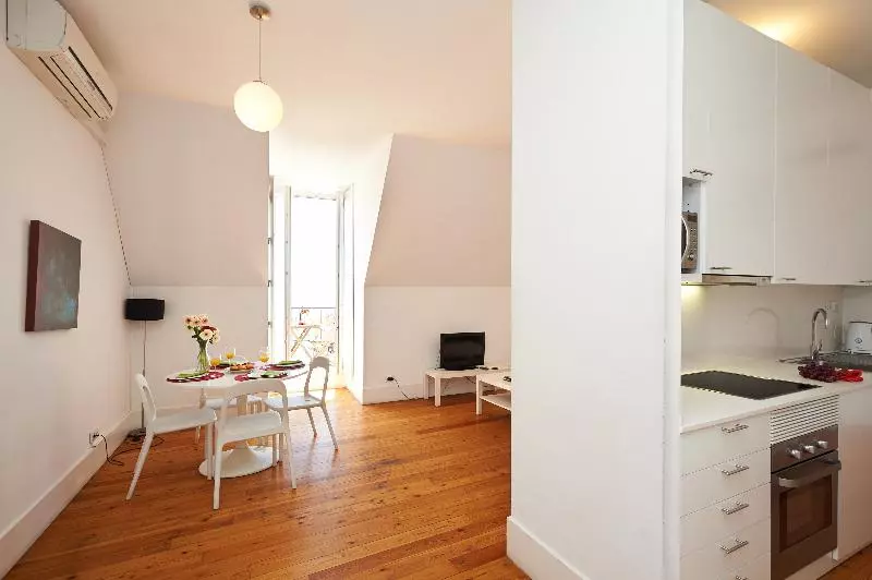 Hello Lisbon Conde Barão Apartments