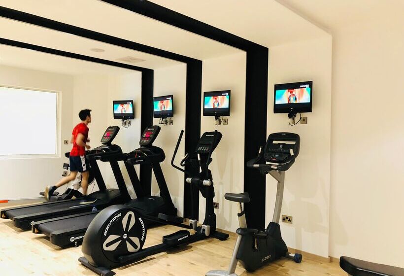 St George Beach Hotel & Spa Resort