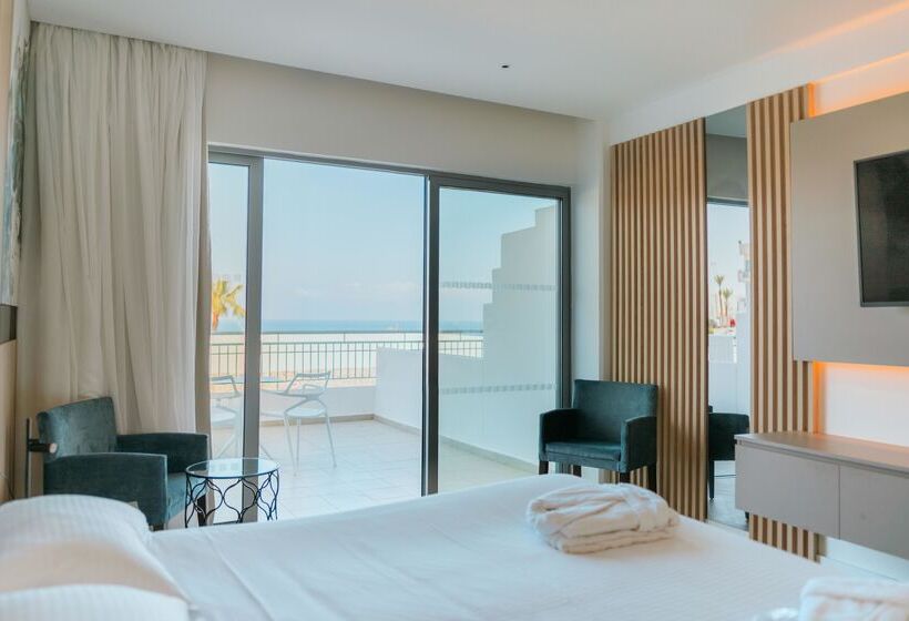 St George Beach Hotel & Spa Resort