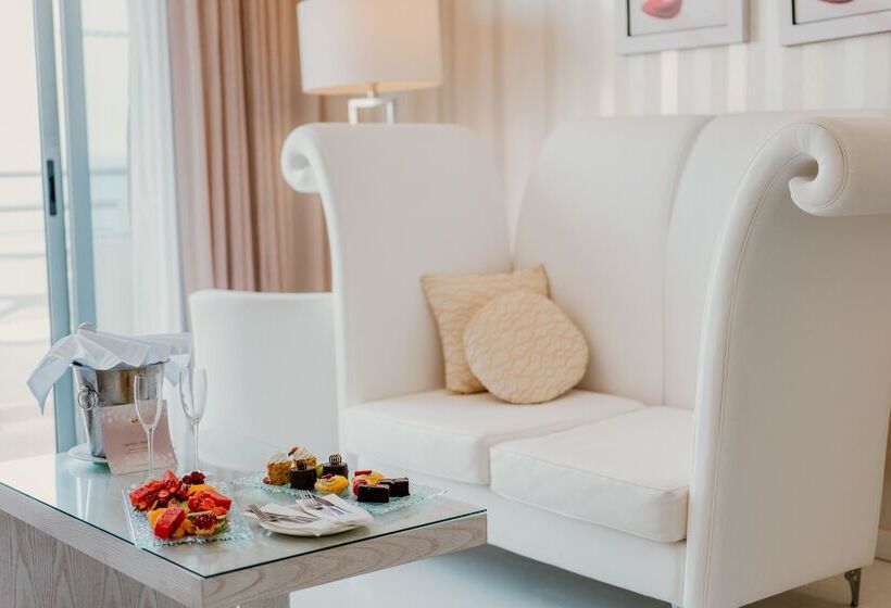 St George Beach Hotel & Spa Resort