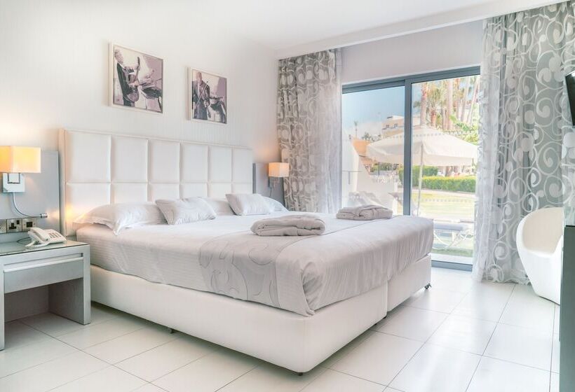 St George Beach Hotel & Spa Resort