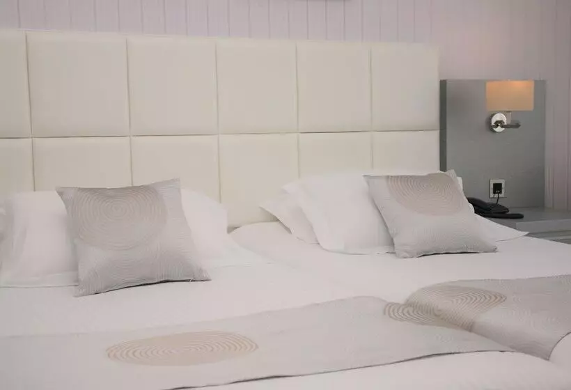 St George Beach Hotel & Spa Resort