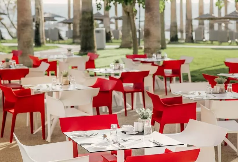 St George Beach Hotel & Spa Resort