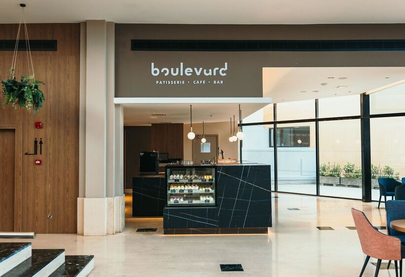 St George Beach Hotel & Spa Resort