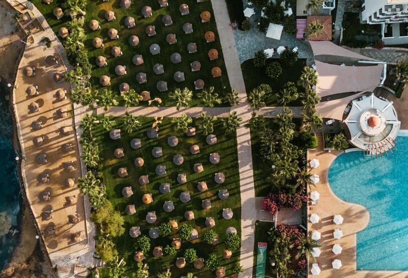 St George Beach Hotel & Spa Resort