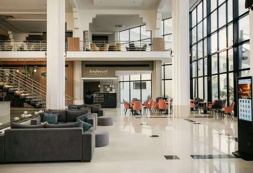 St George Beach Hotel & Spa Resort