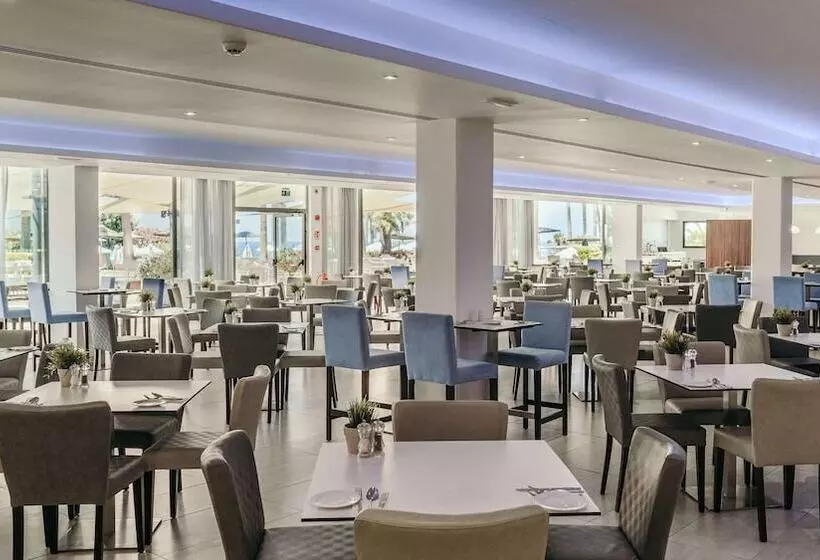 St George Beach Hotel & Spa Resort