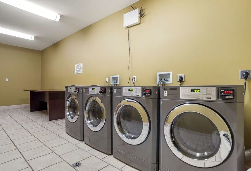 Отель Best Western Plus Chalmette