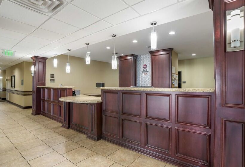 Отель Best Western Plus Chalmette