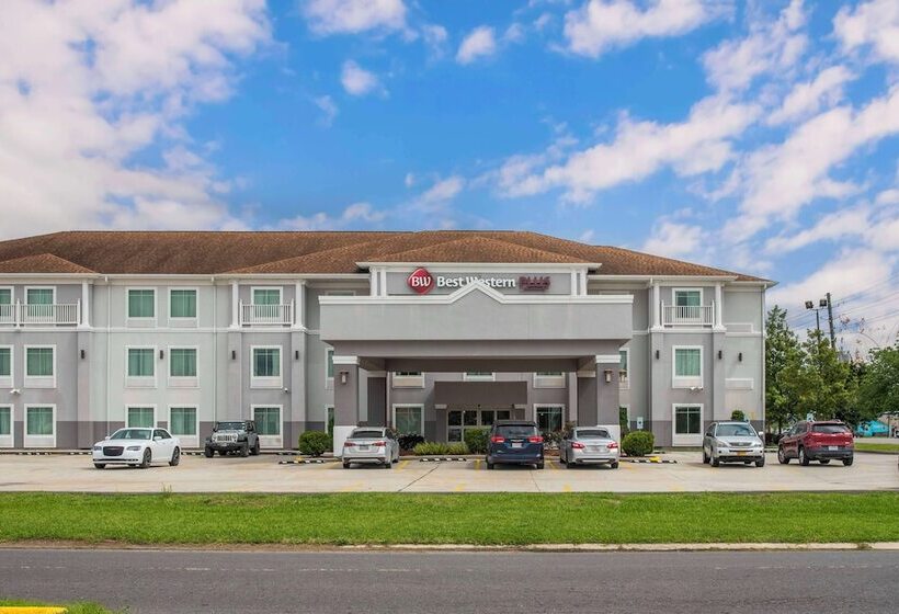 Отель Best Western Plus Chalmette