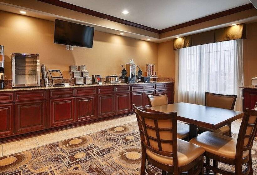 Отель Best Western Plus Chalmette