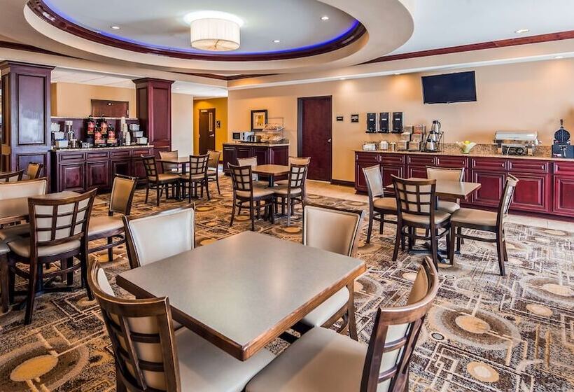 Отель Best Western Plus Chalmette