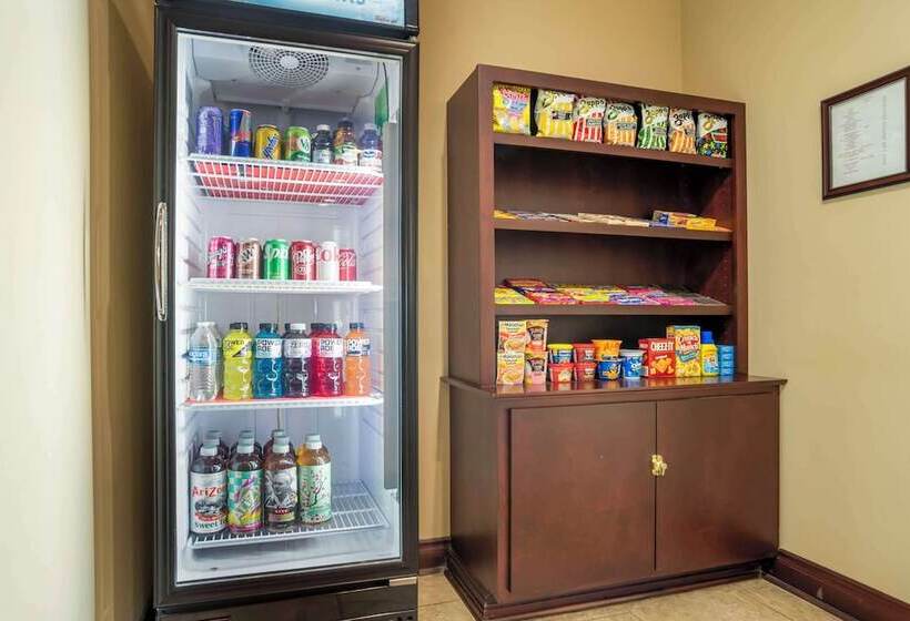 Отель Best Western Plus Chalmette