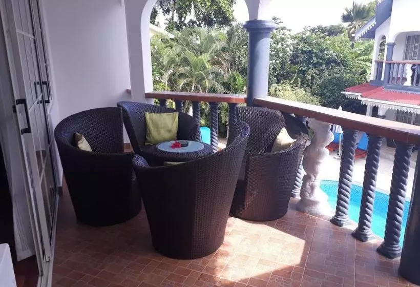 هتل Chateau Sans Souci