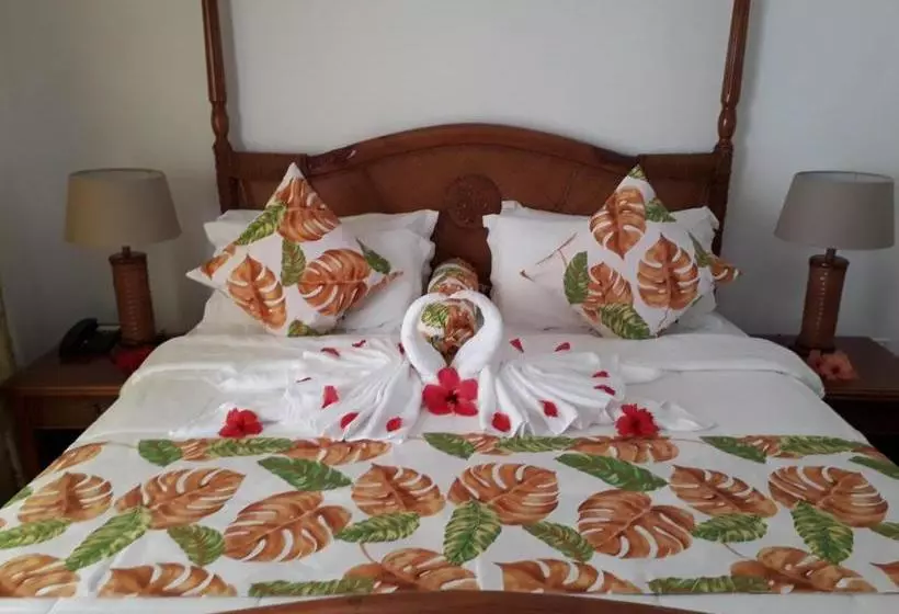 هتل Chateau Sans Souci