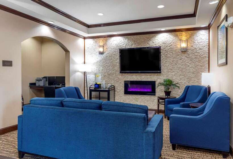 Отель Comfort Inn Near Unt