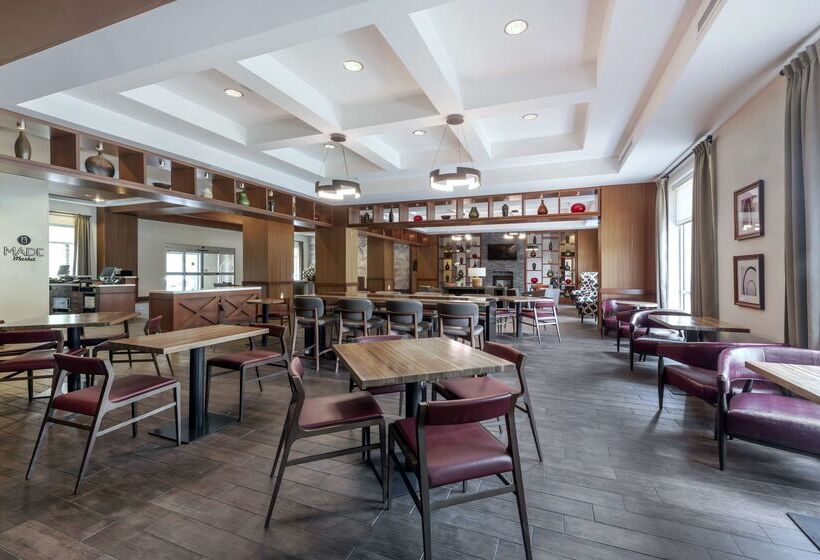 فندق Doubletree By Hilton Raleigh Cary