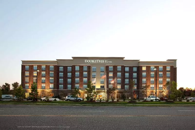 Hotel Doubletree By Hilton Raleigh Cary