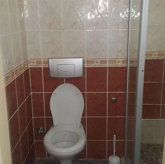 Отель George Dragon Beach