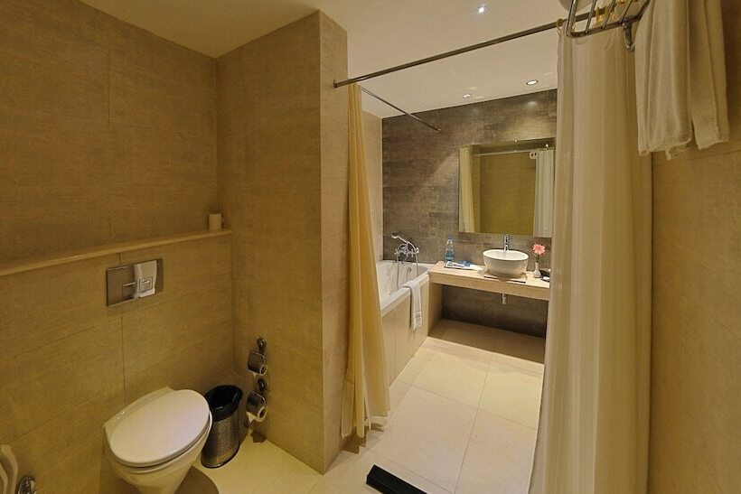 Hotel Gokulam Park  Coimbatore