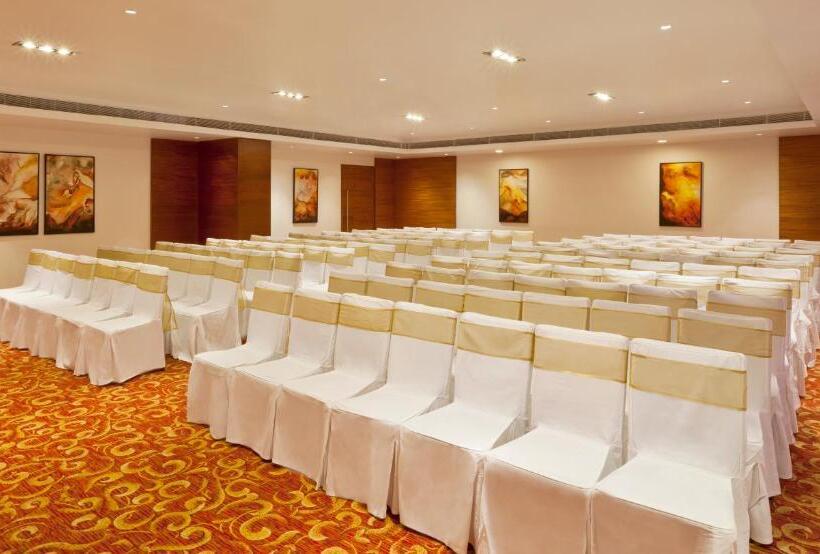 Hotel Gokulam Park  Coimbatore