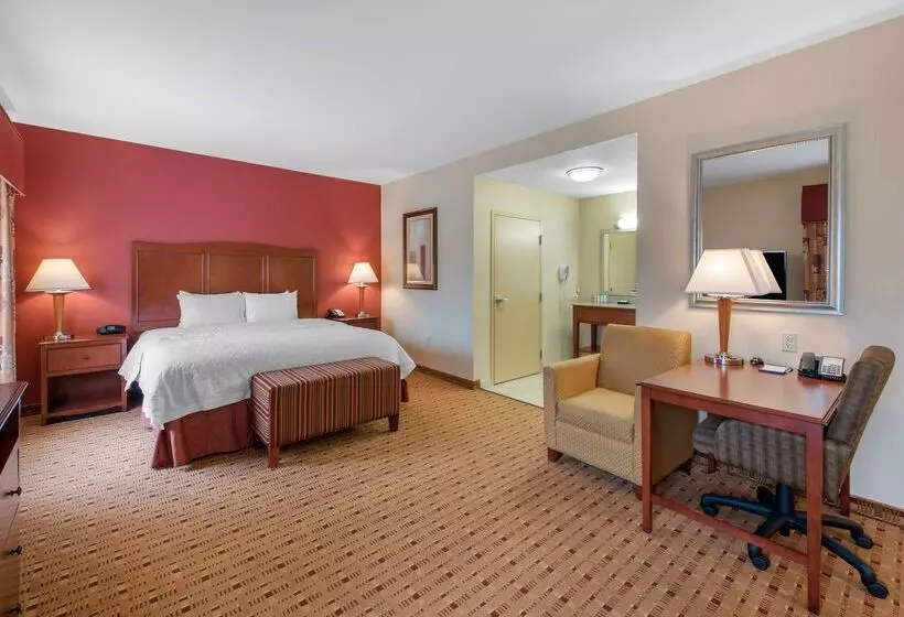 호텔 Hampton Inn & Suites Arcata