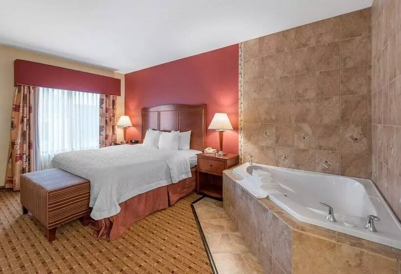 호텔 Hampton Inn & Suites Arcata