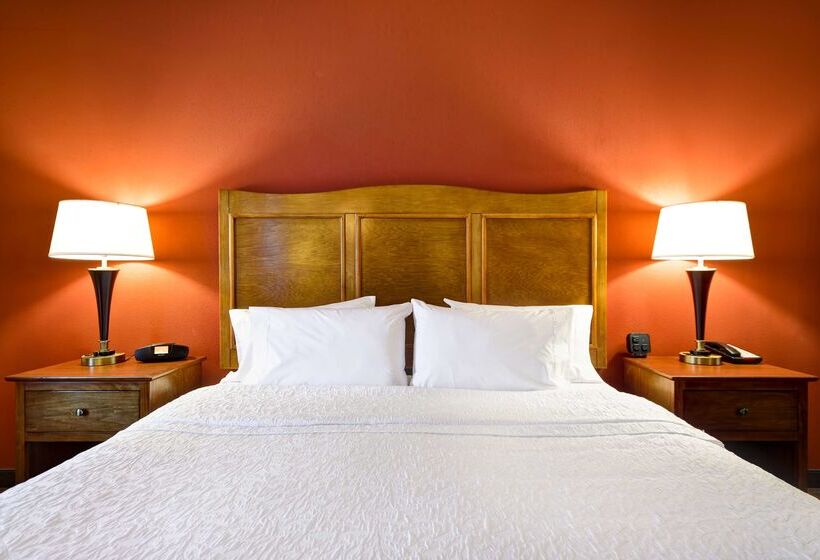 فندق Hampton Inn & Suites Brenham