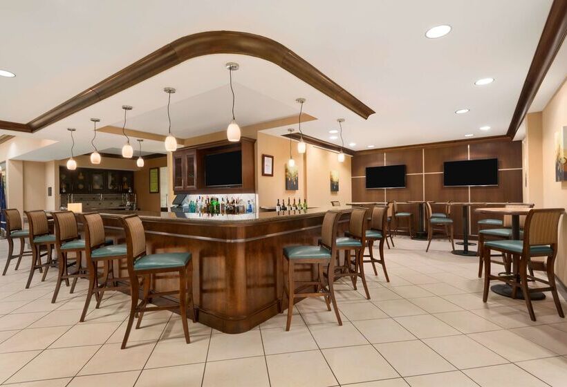 فندق Hilton Garden Inn Dulles North