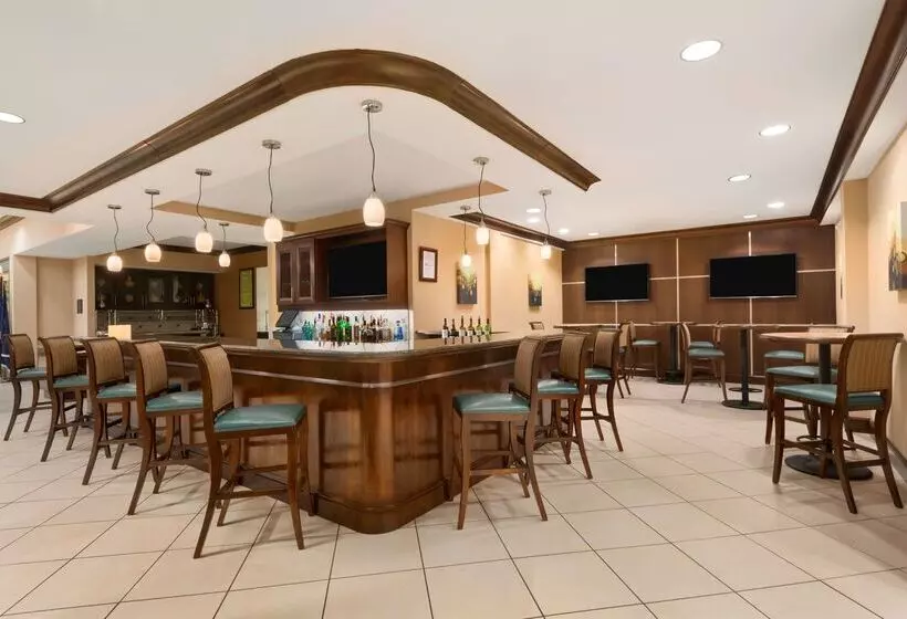 فندق Hilton Garden Inn Dulles North