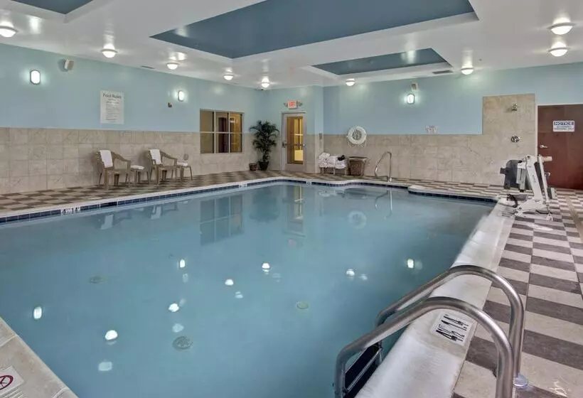 Отель Holiday Inn Christiansburg Blacksburg, An Ihg