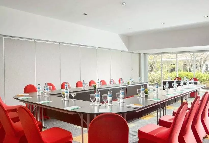 בית מלון כפרי Ibis Styles Bali Benoa