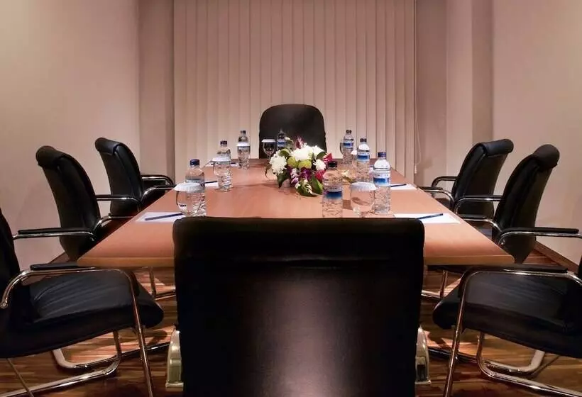 בית מלון כפרי Ibis Styles Bali Benoa