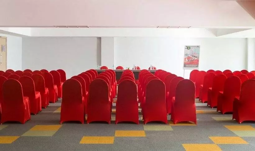 בית מלון כפרי Ibis Styles Bali Benoa