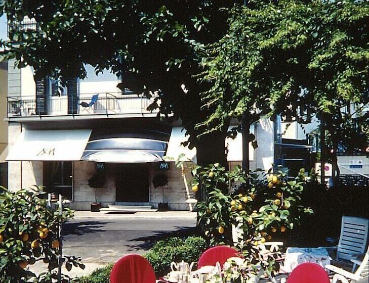 ホテル Mediterraneo