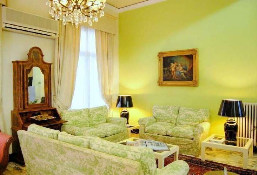 ホテル Mediterraneo