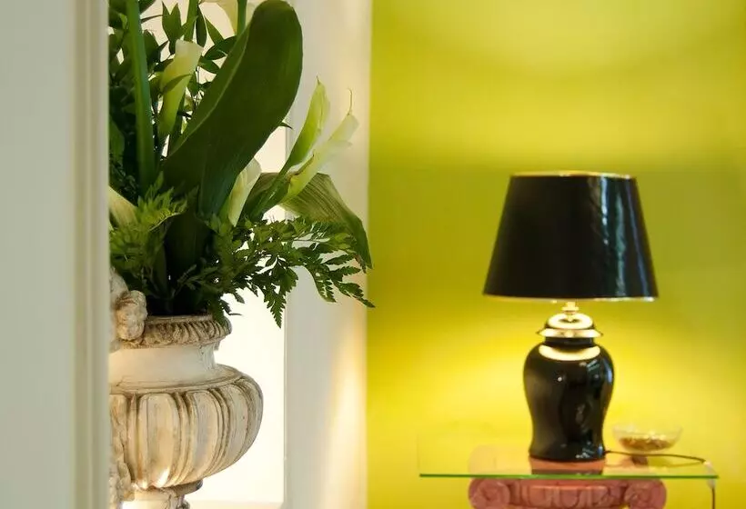 Отель Mediterraneo