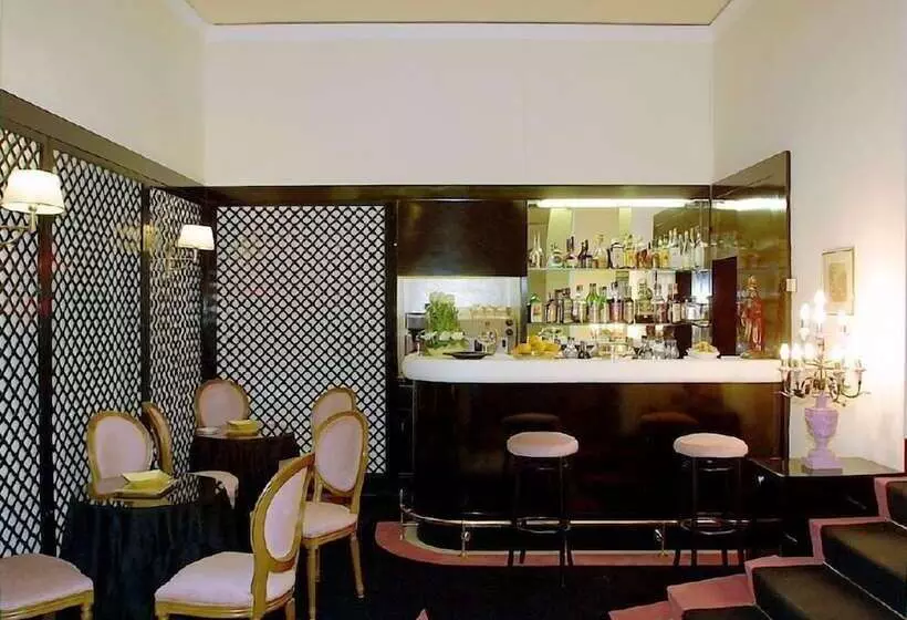 Отель Mediterraneo